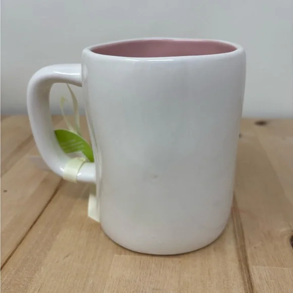 Rae Dunn MAMA Mug White Ceramic Pink Interior Floral Decor Black Lettering New - Picture 2 of 4
